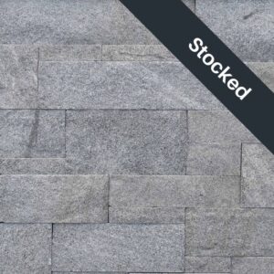 Pangaea® Natural Stone - 4 Course Ashlar Formfit, Chinook with tight fit mortar joints