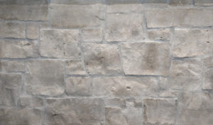 Colonial Brick & Stone - Split Face Ledgerock, Guelph Buff avec demi pouce joints de mortier